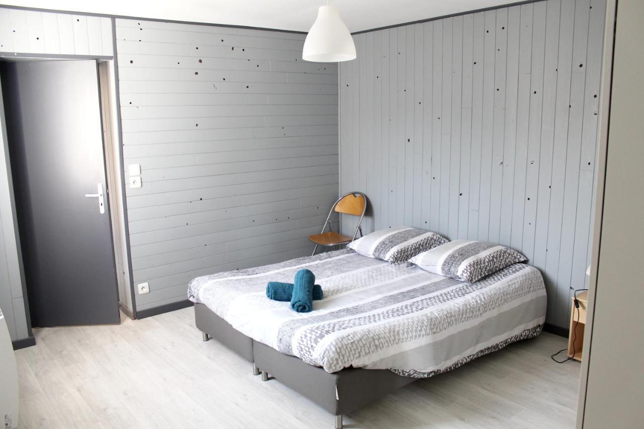 Maison Charmante A Saint-Patrice Avec Jardin Prive المظهر الخارجي الصورة